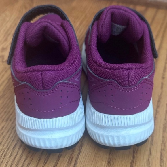 Asics Contend 8 Shoes Girls Size 10 - Picture 4 of 8